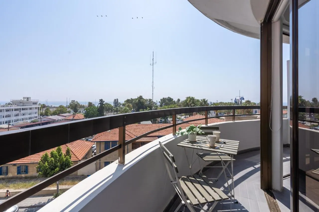 Fiesta 1-Bedroom Apartment In Larnaca