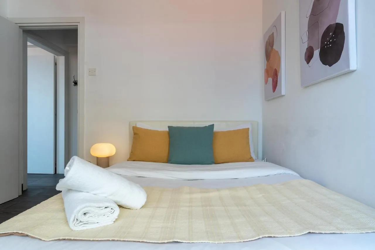Fiesta 1-Bedroom Apartment In Larnaca Cyprus